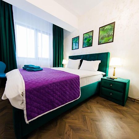 Luxury Lazar Towers Palas Mall Area Iasi Exterior photo