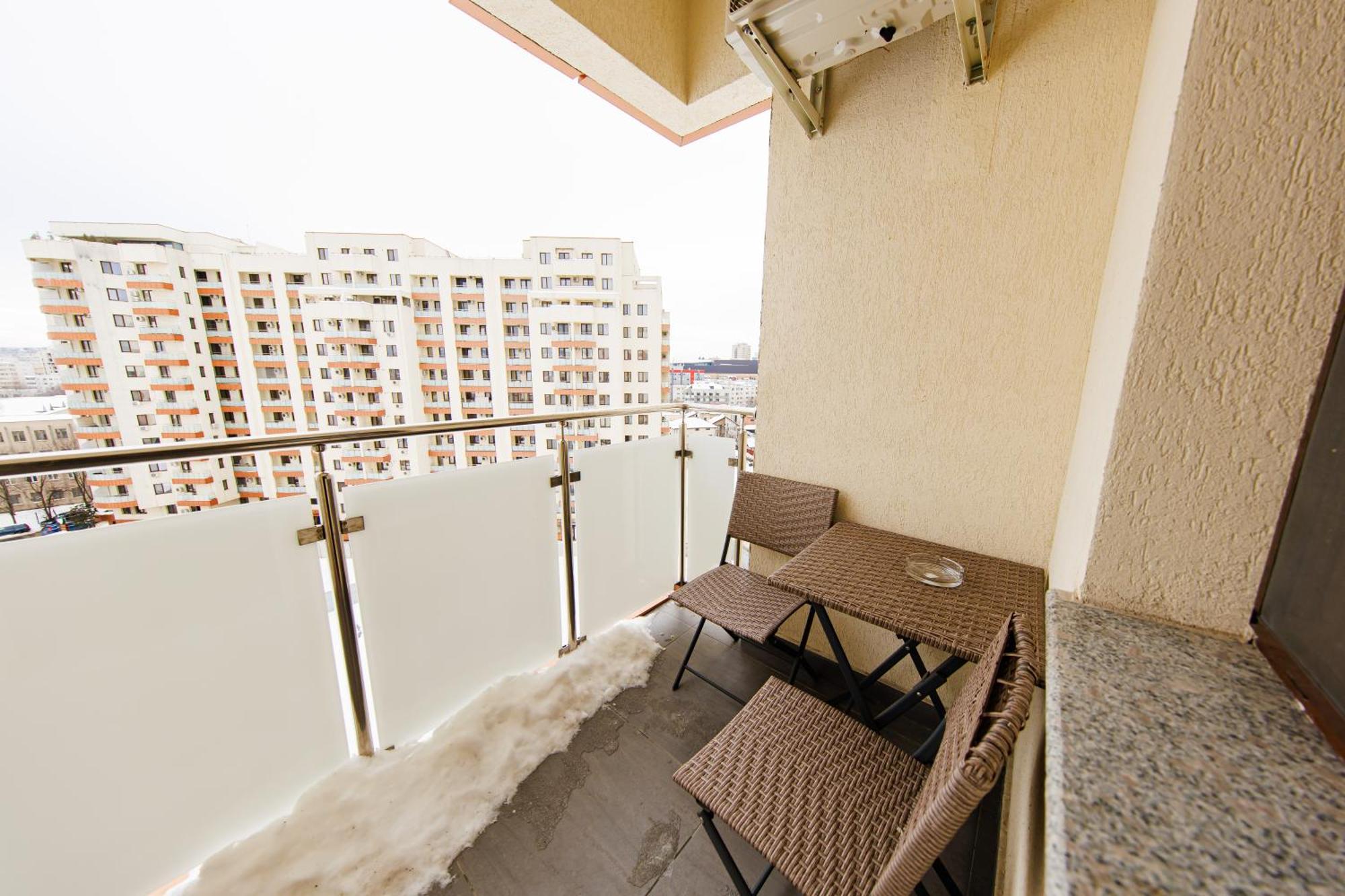 Luxury Lazar Towers Palas Mall Area Iasi Exterior photo