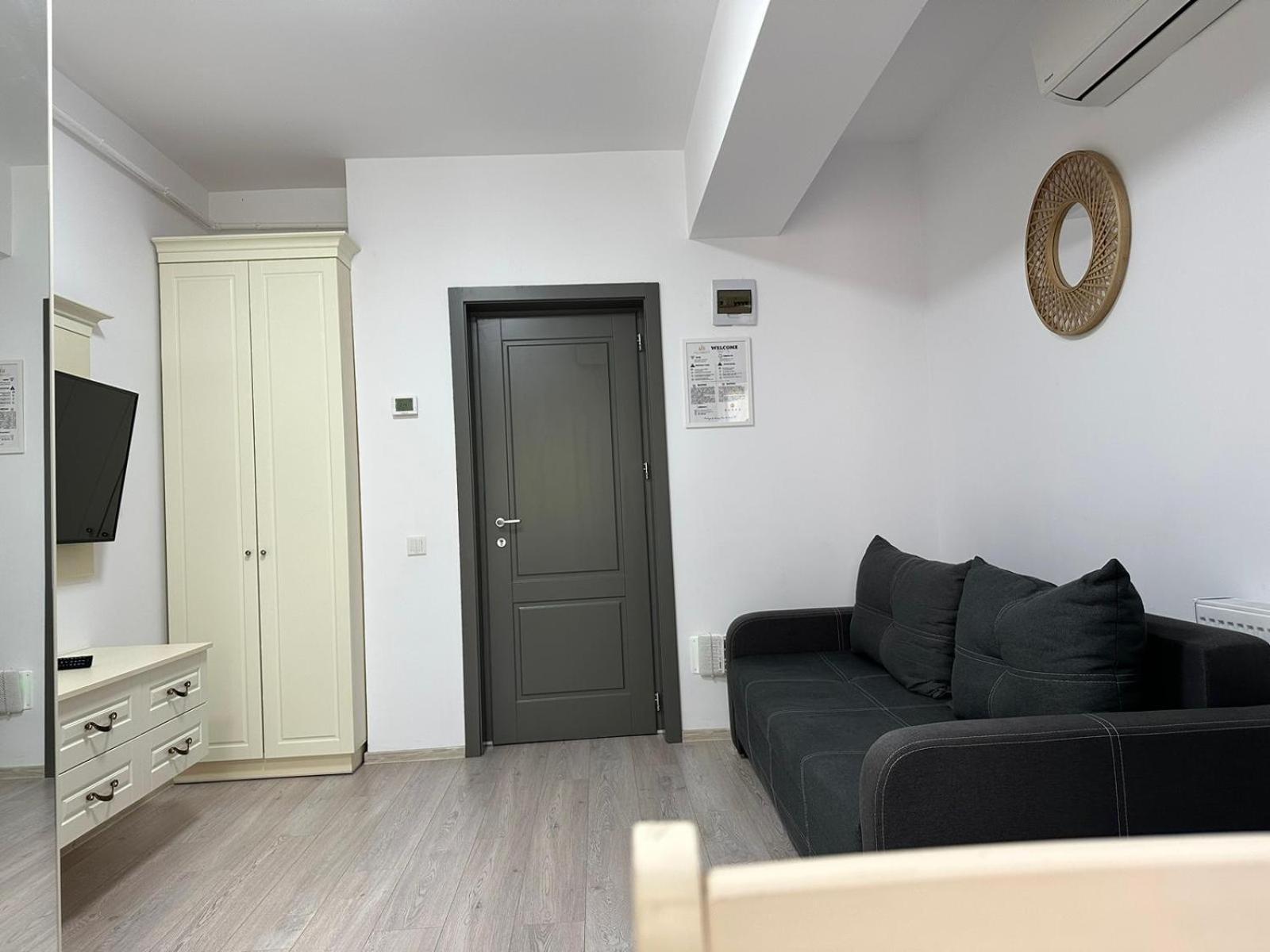 Luxury Lazar Towers Palas Mall Area Iasi Exterior photo